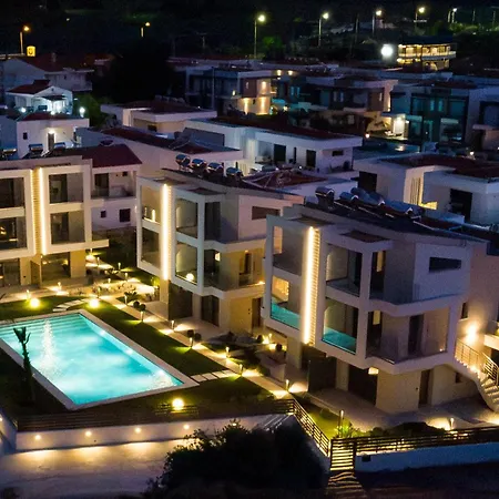 Petrakis Luxury